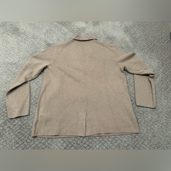 NWT J. Crew Women's Two Button Sweater Blazer Tan - Size L - Picture 3 of 11